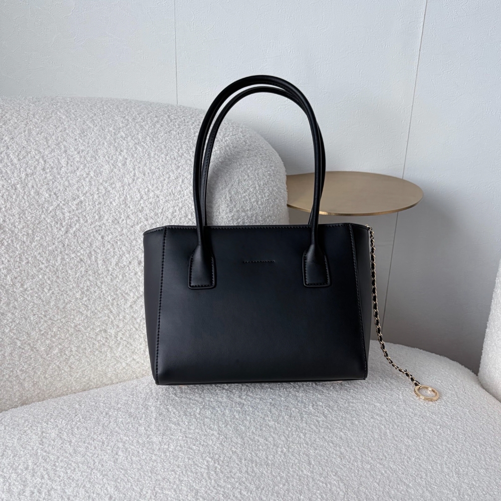 CEM503 New arrive fashion black bag for woman hands bag beautiful gift to choose gift 24.5*20*10cm