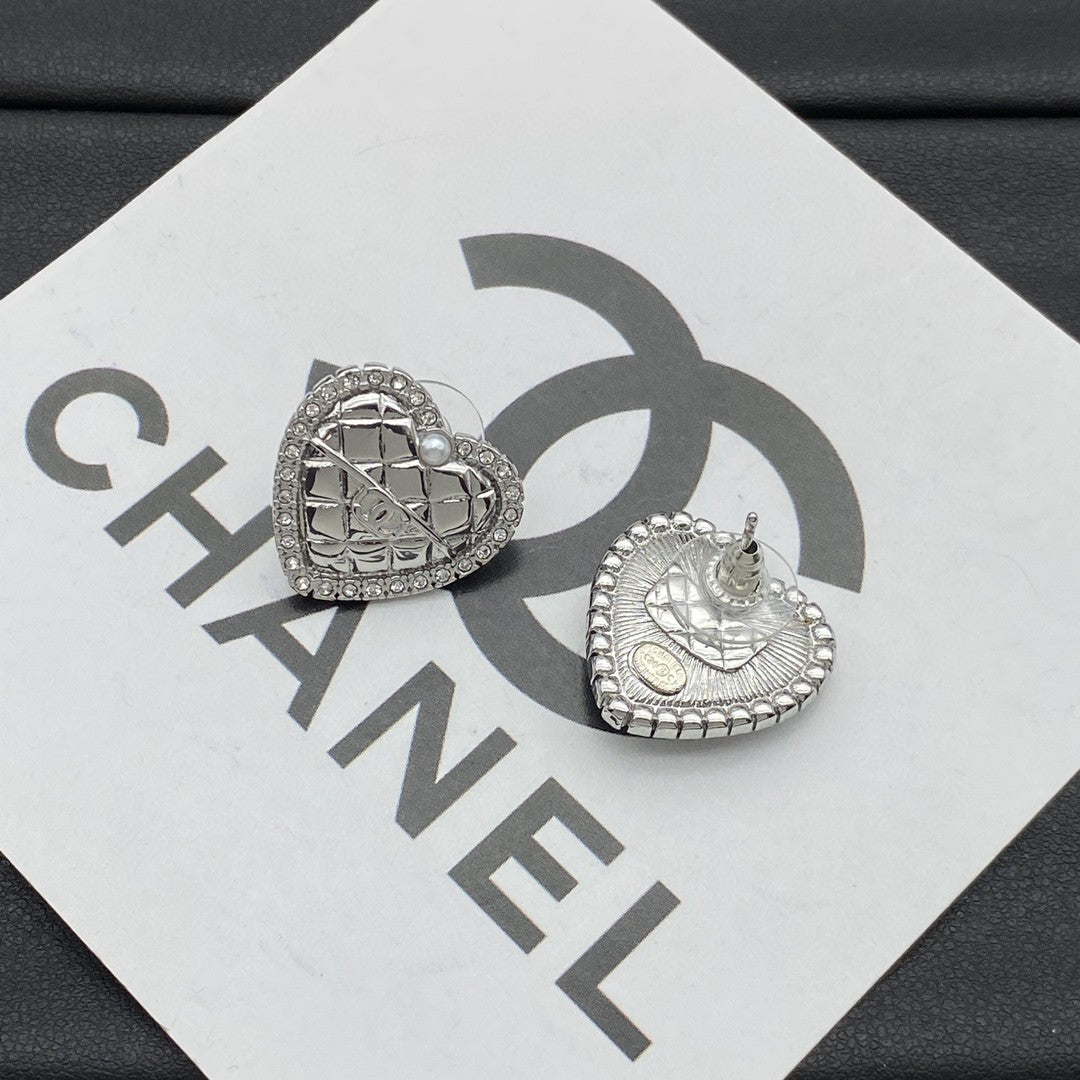 CEM215 New Arrive Fashion Hot Sale with Diamond Heart Earring for Woman Jewelry 2 Color To Choose Gift