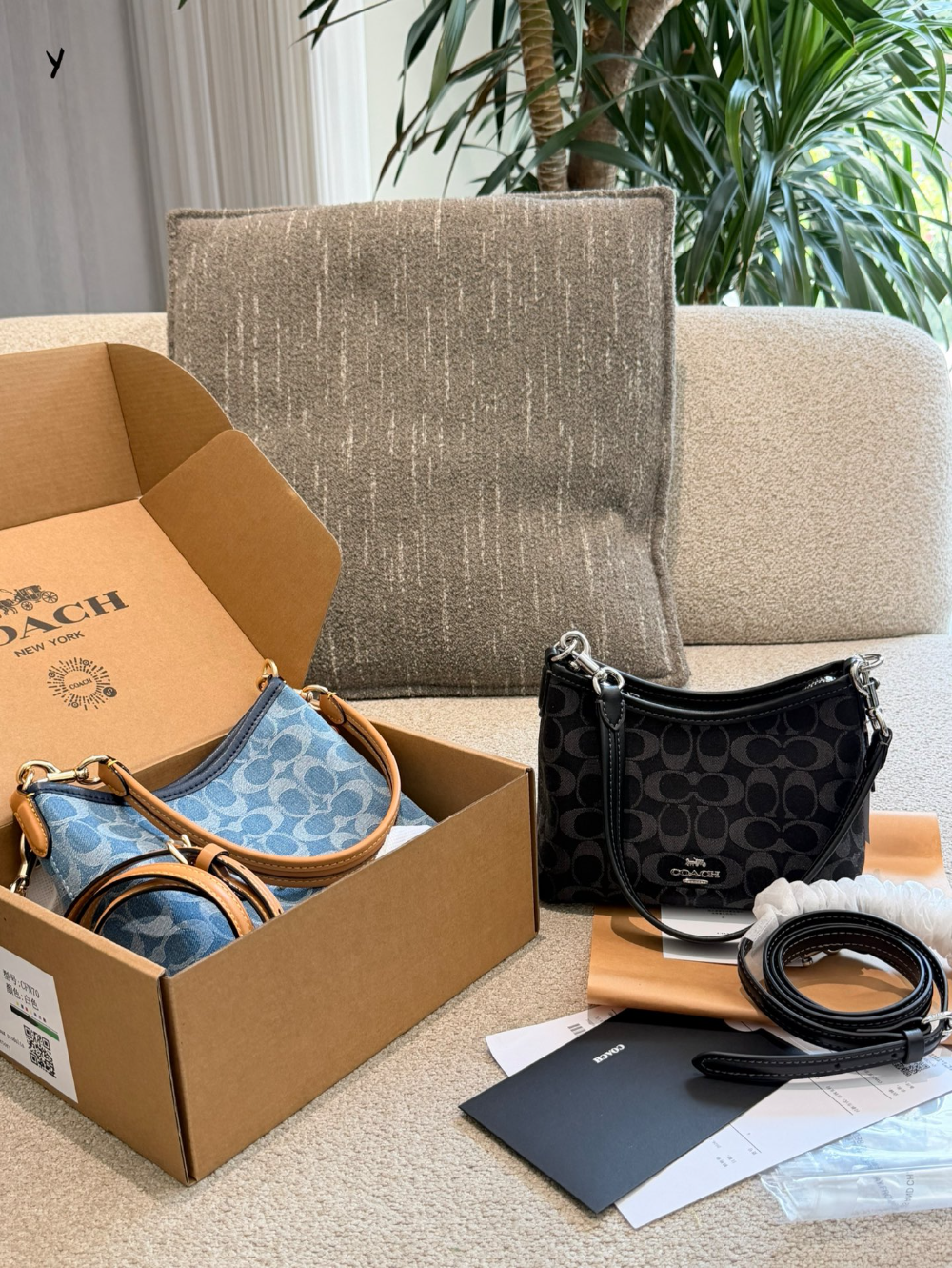 COEM06 New arrive fashion black blue bag for woman hands bag beautiful gift to choose gift 20cm