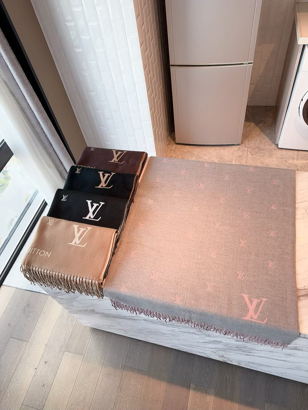 LEM310 New arrive fashionThe scarf for woman man beautiful gift size 180✖️65CM