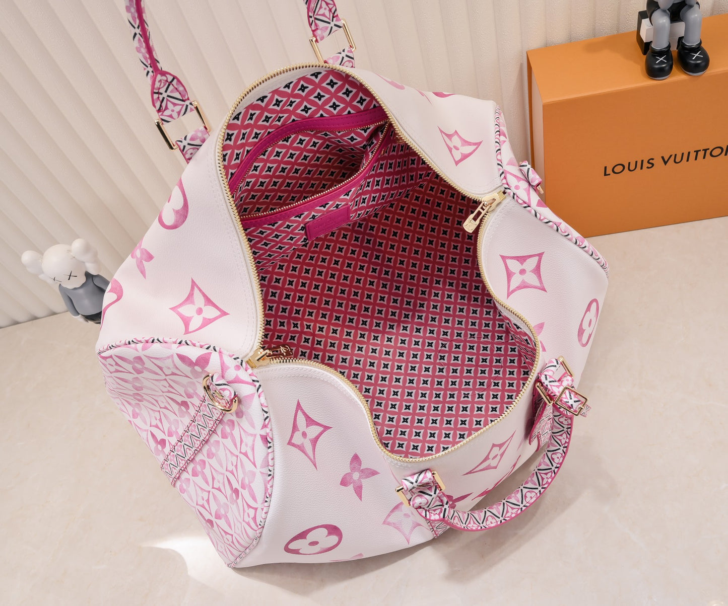 LEM371 New arrive fashion Travel design bag for woman beautiful gift to choose gift 50.0 x 29.0 x 23.0cm