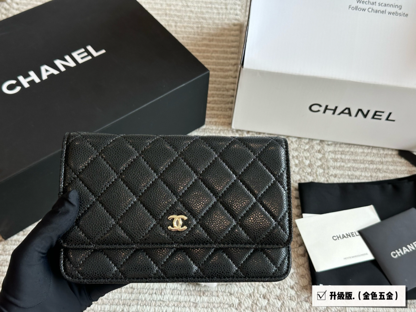 CEM288 New arrive fashion white black bag for woman hands bag beautiful gift to choose gift 20*13cm