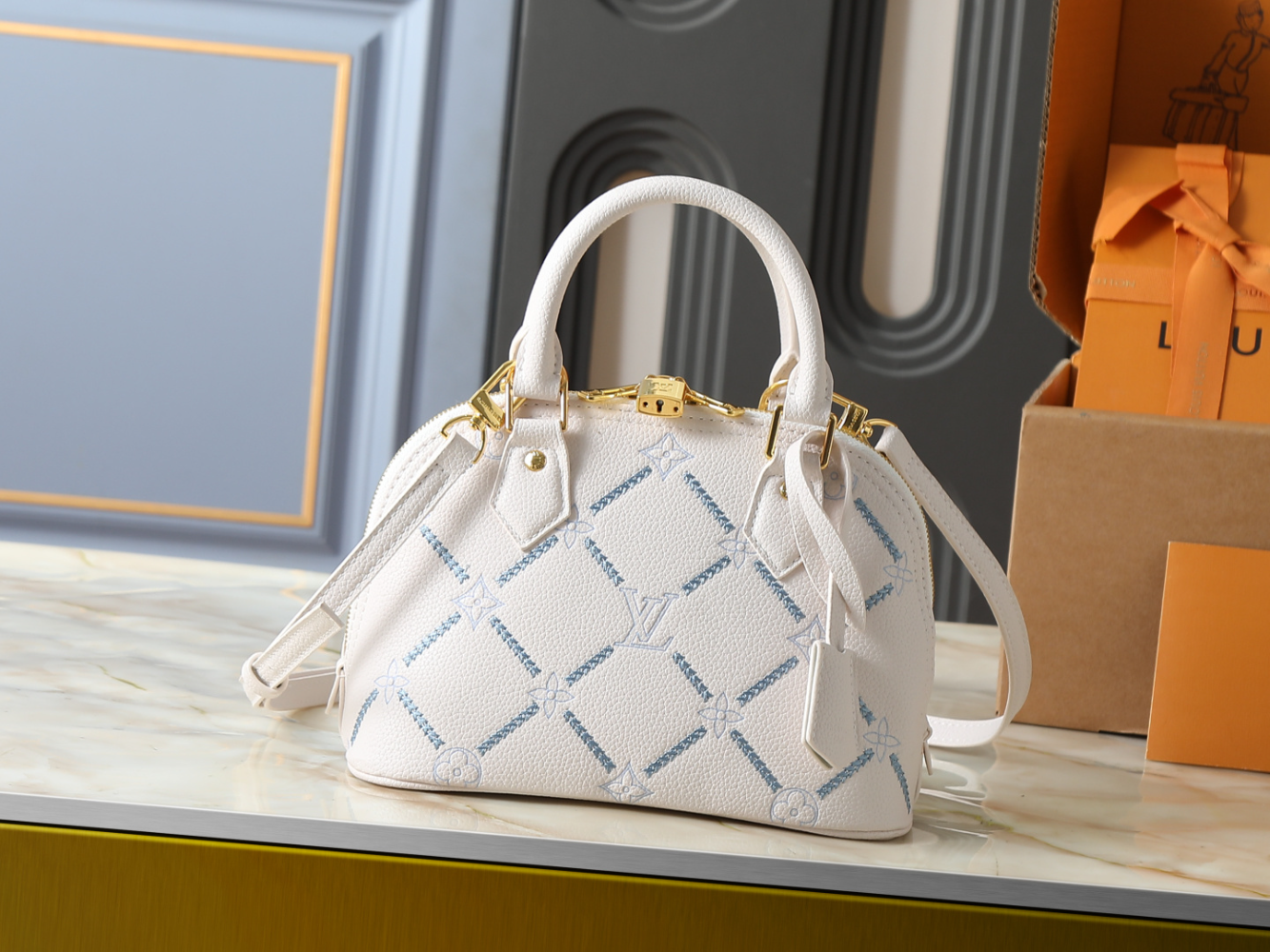 LEM487 New arrive fashion white brown pink bag for woman hands bag beautiful gift to choose gift 23.5 x 17.5 x 11.5 cm