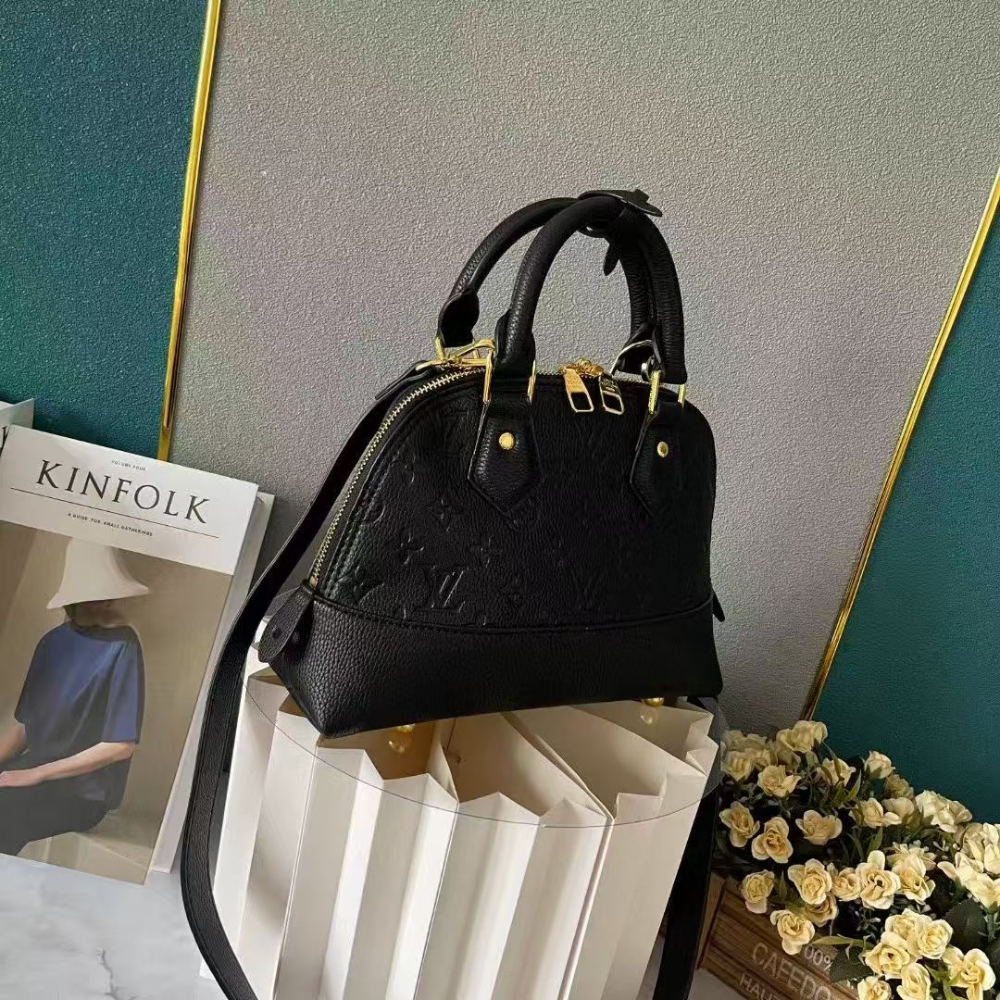 LEM457 New arrive fashion black bag for woman hands bag beautiful gift to choose gift 25.0x18.0x12.0 cm