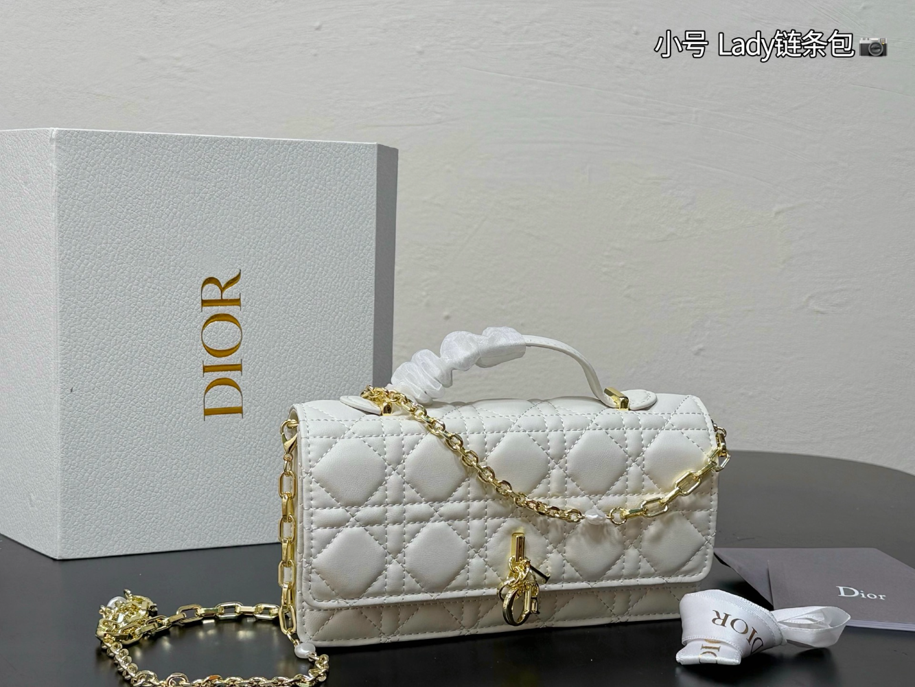 CEM275 The new fashionable diamond-patterned chain bag for ladies is highly fashionable and versatile It is an exquisite gift and an excellent choice for giving as a present 21x12cm