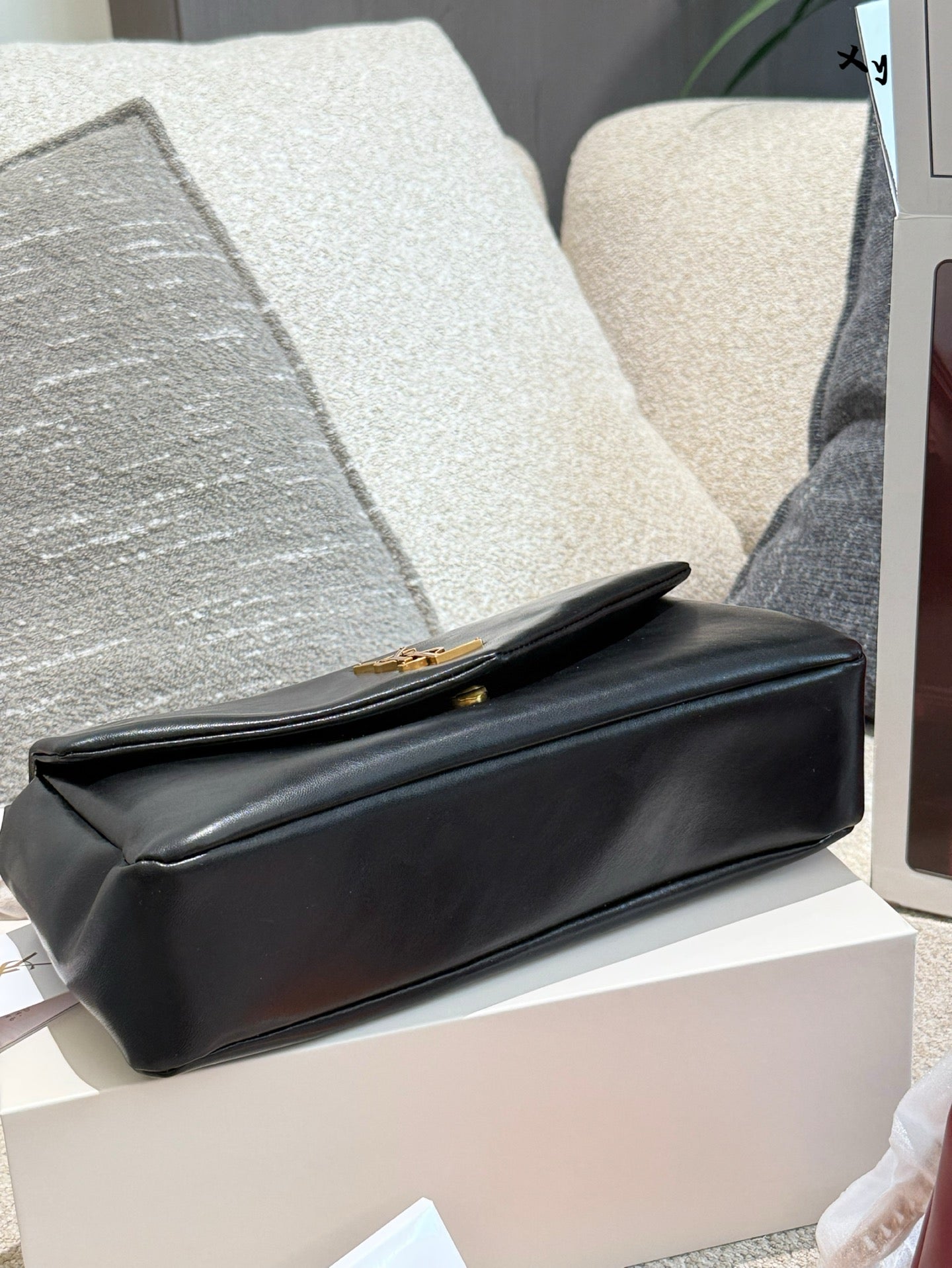 SEM04 New Designer handBag Shoulder Bag for women black white and red color 28cm
