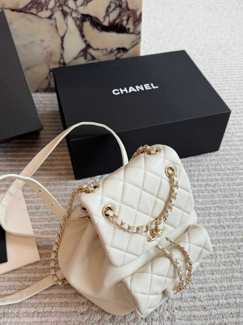 CEM300 New arrive fashion black white blue pink color bag for woman beautiful gift to choose gift 18*20cm