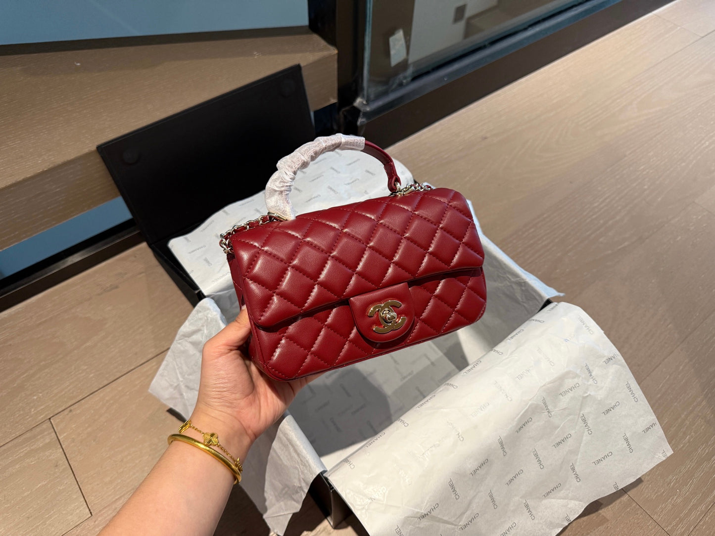 CEM250 designer shoulder bags classic shoulder strap sheepskinflap bag crossbody shoulder bag black white pink red color bag 20cm