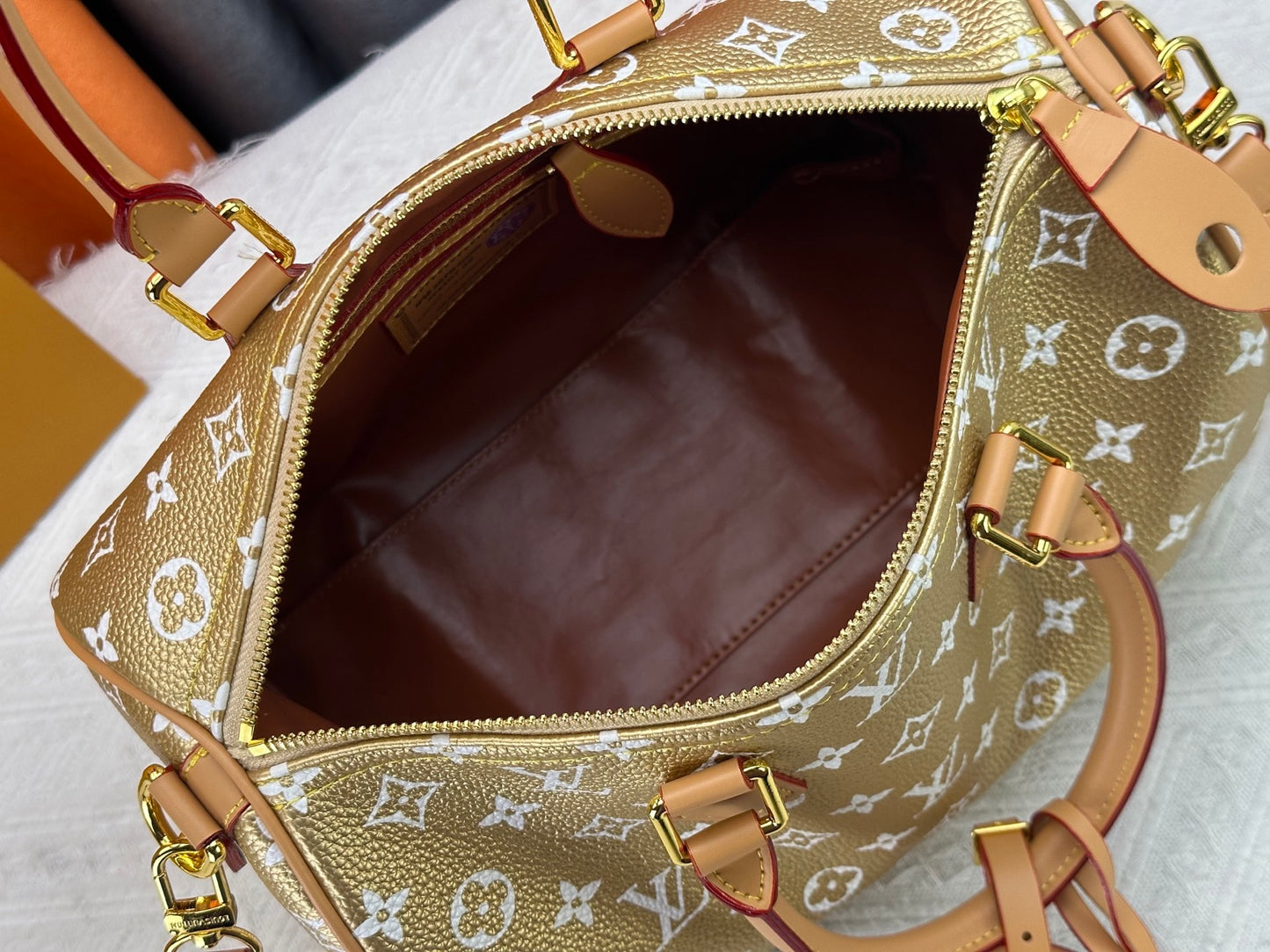 LEM291 designer bag free shipping Light luxury genuine leather High quality casual Boston bag versatile classic vintage handbag for woman 25cm