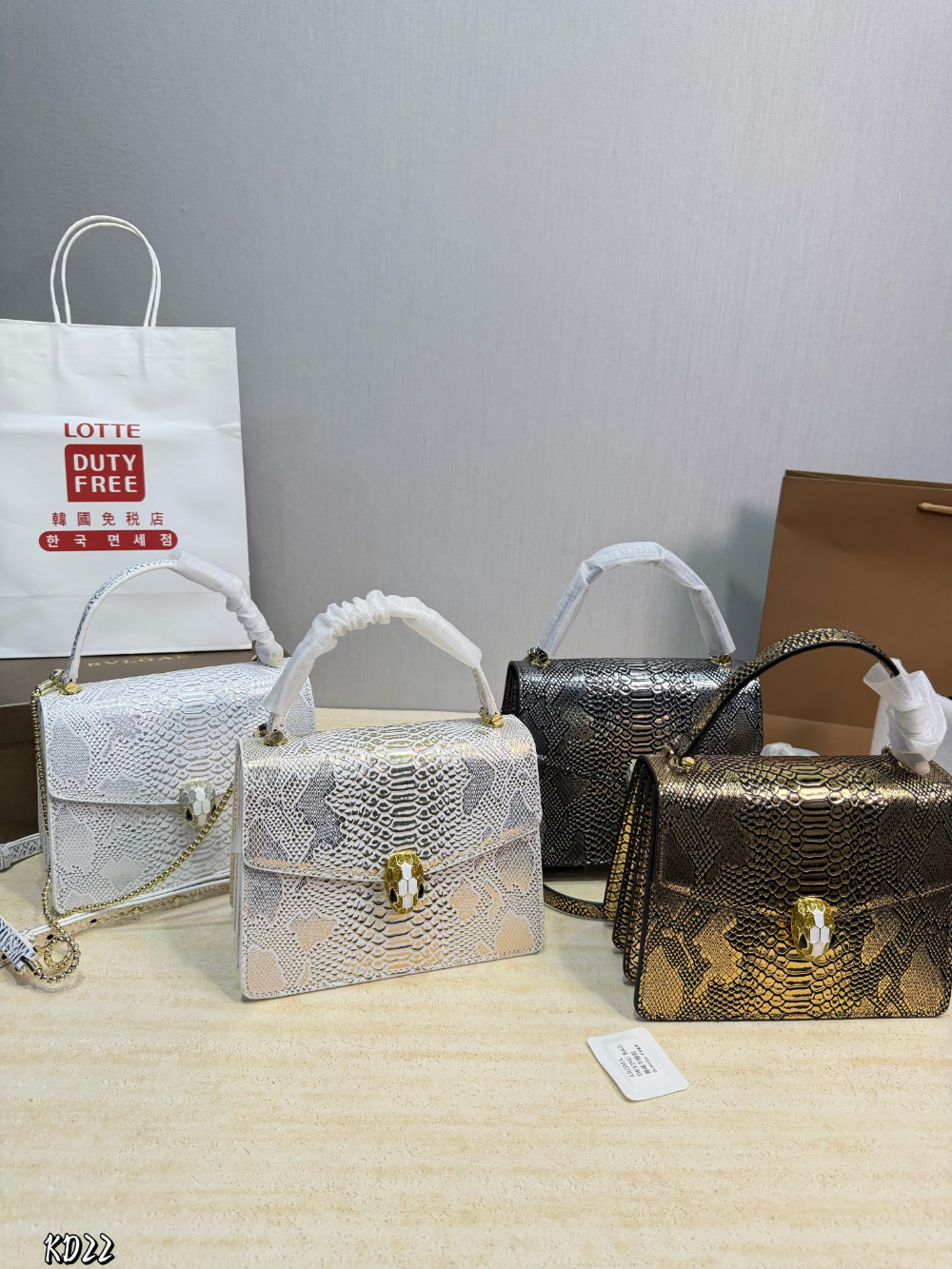 BEM38 New arrive fashion beige white green blue brown black gold gray-blue bag for woman hands bag beautiful gift to choose gift 21*16cm