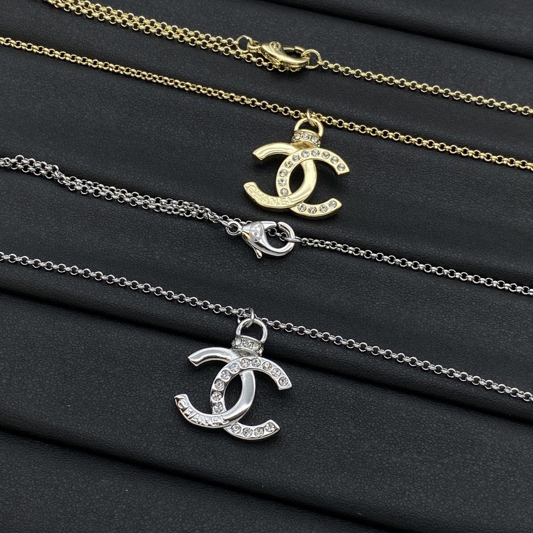 CEM219 New Arrive Fashion Hot Sale with Diamond Pearl Necklace for Woman Jewelry To Choose Gift