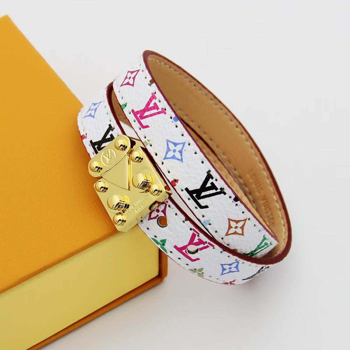 LEM311 Classic bracelet Brand Designer leather flowers Love bracelet bangles Promise Jewelry