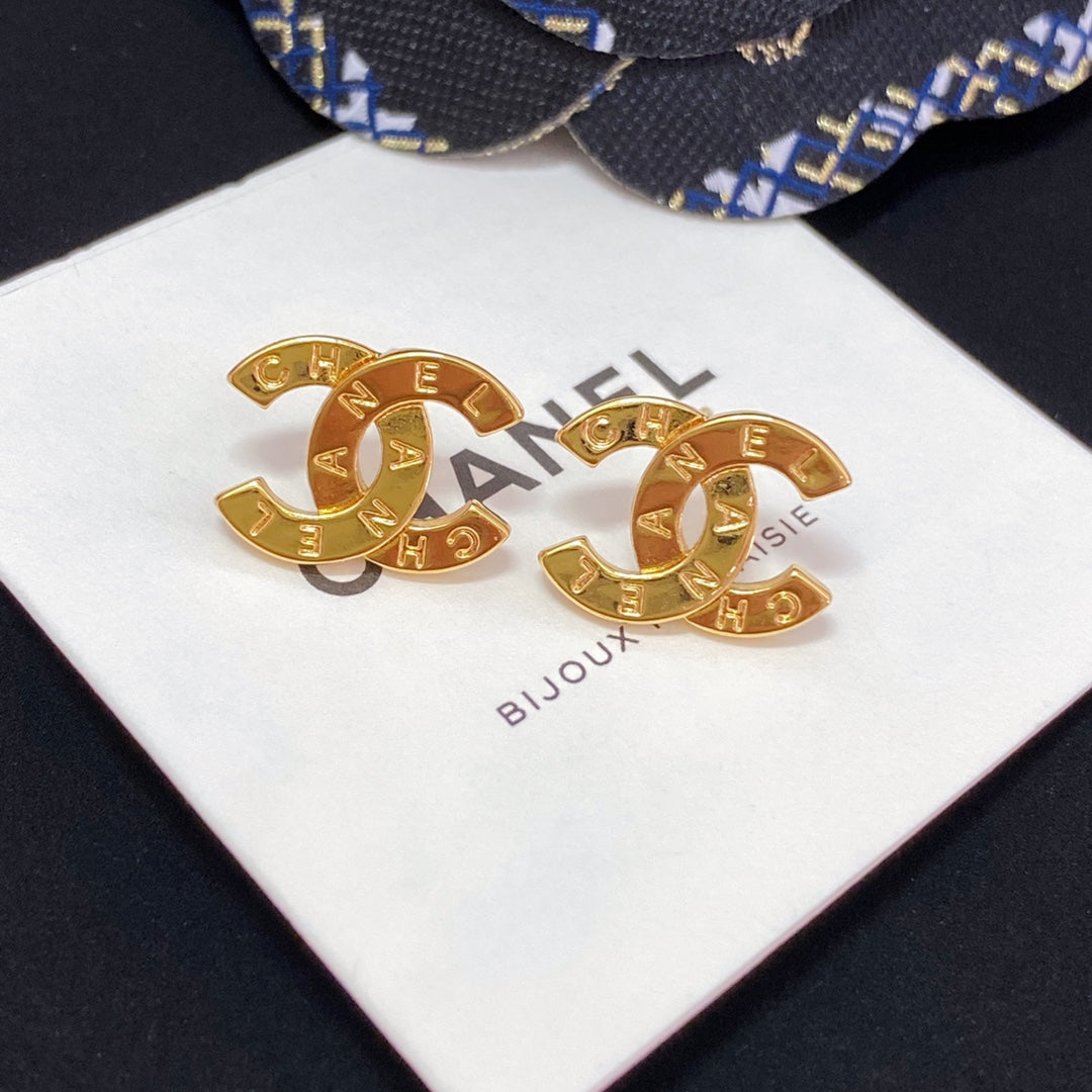 CEM12 New arrive fashion gold color earring for woman beautiful jewelry to choose gift