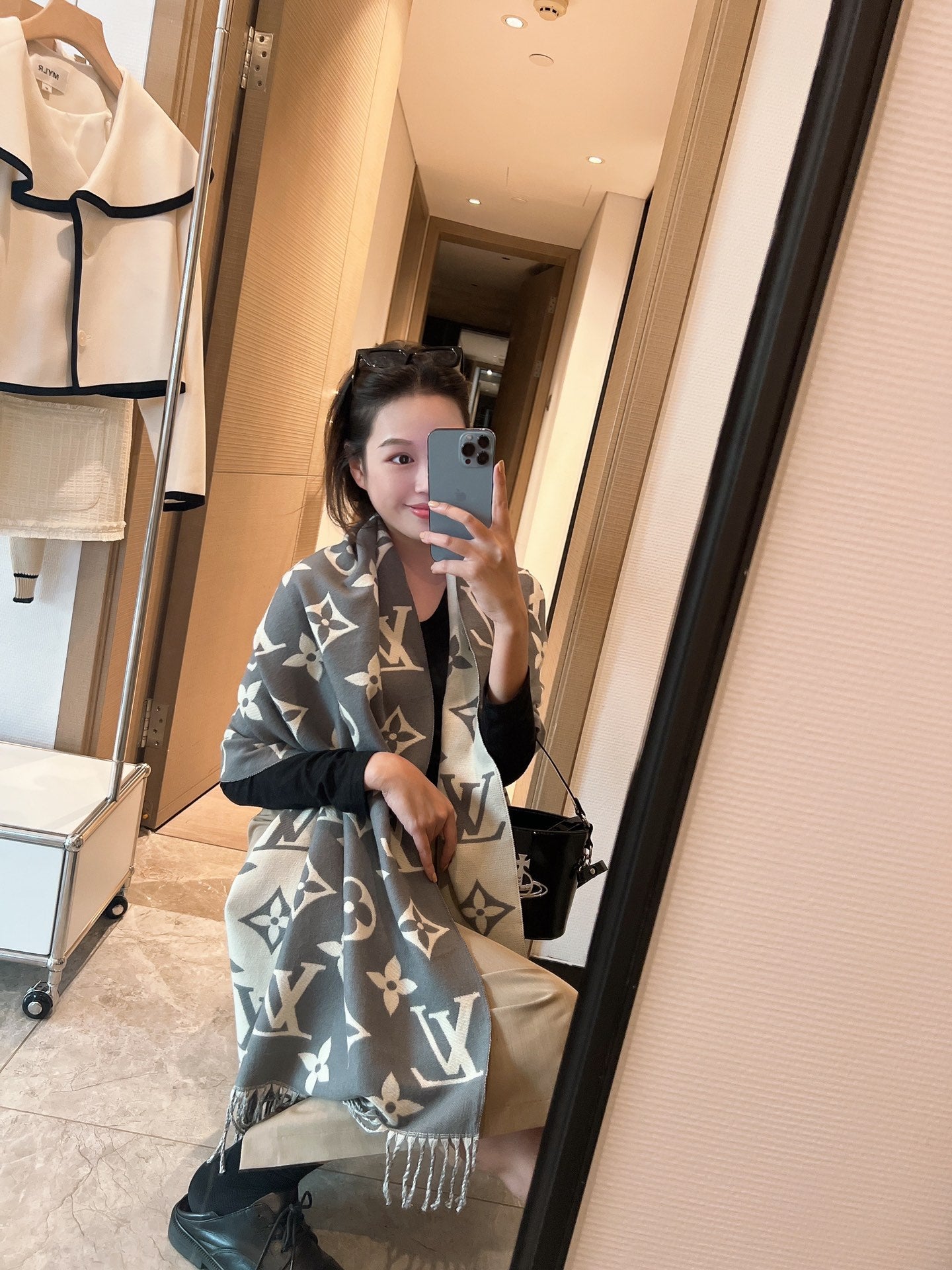 LEM64 new arrive Hot sale brown color fashion beautiful scarf for woman gift to choose 70*200cm