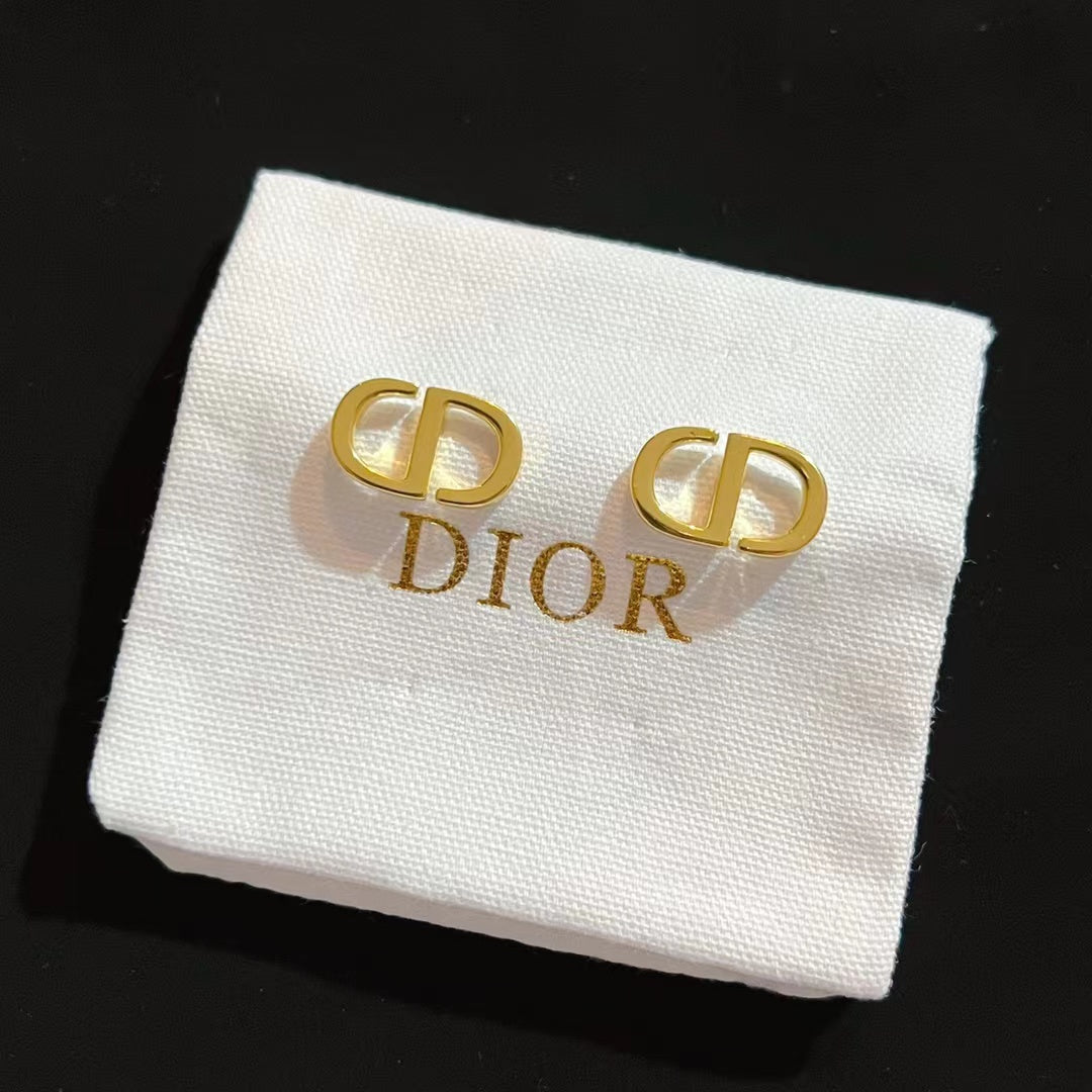 DEM65 New arrive earring for woman to choose gift