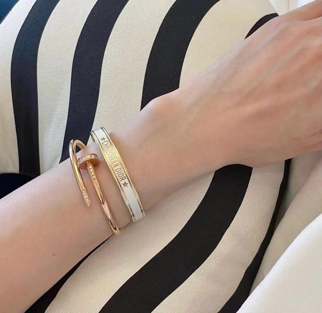 DEM31 New arrive fashion gold color white and black bracelet for woman beautiful jewelry to choose gift