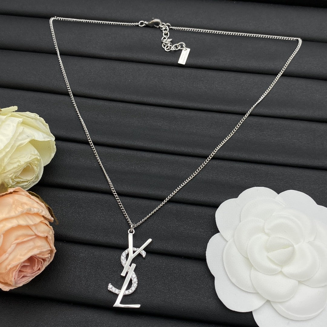 YEM55  New Arrive Fashion  Hot Sale  with Diamond Necklace for Woman Jewelry To Choose Gift