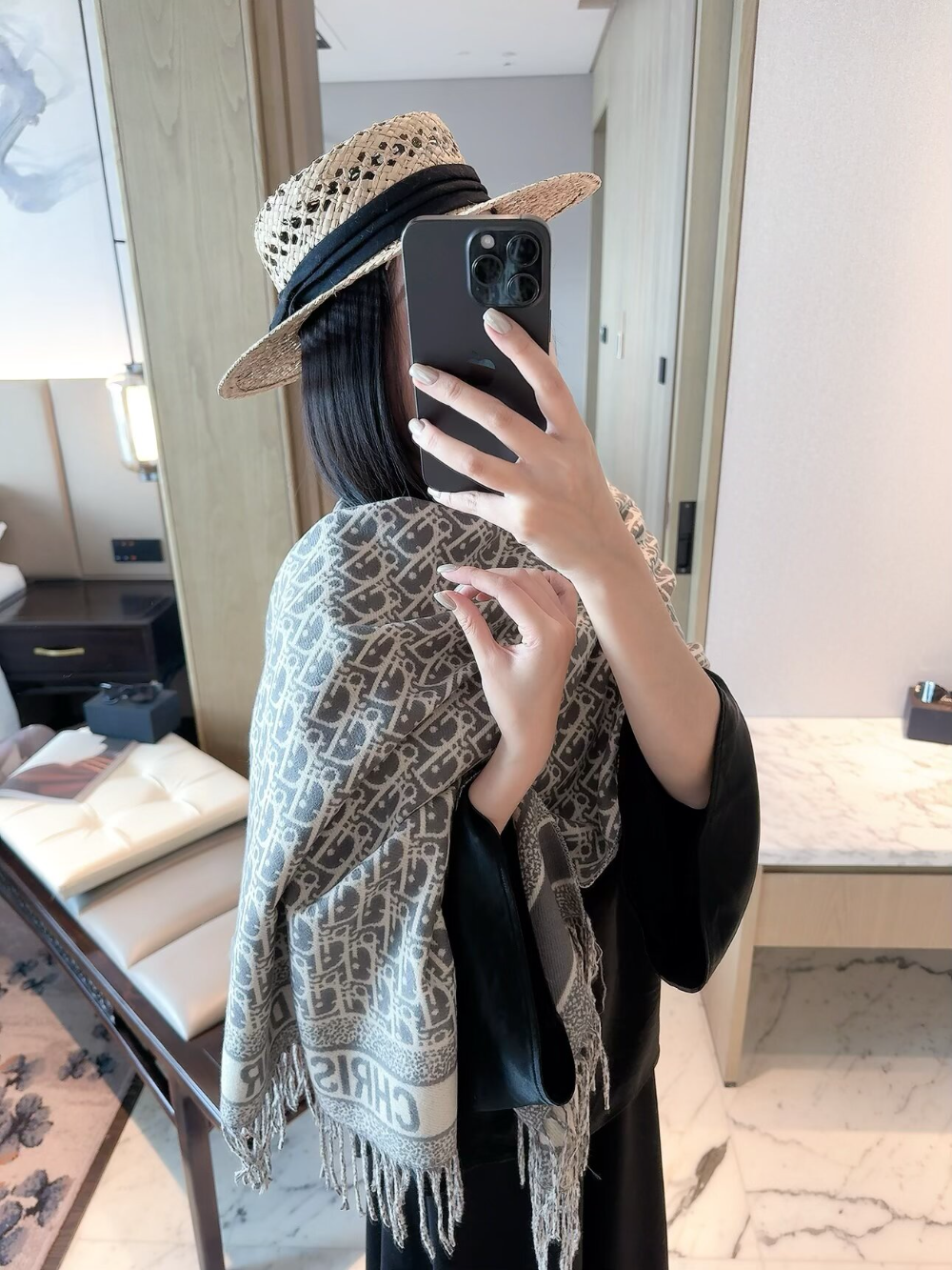 DEM380 new arrive  Hot sale grey brown color fashion beautiful  scarf  for woman gift  to choose
