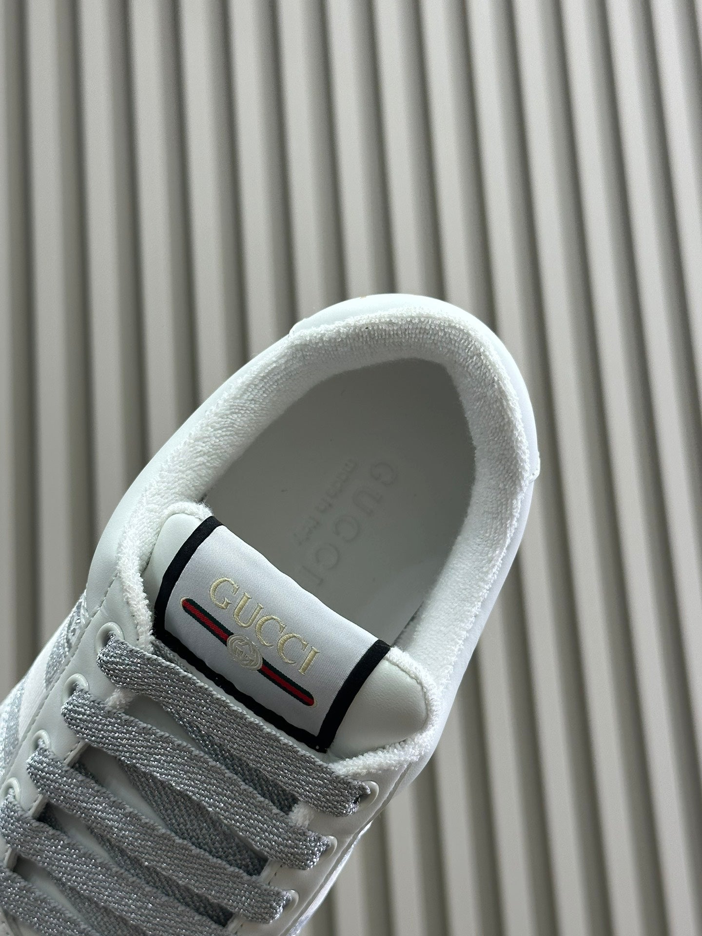 GEM119 New arrive fashion blue color shose for woman men beautiful gift to choose gift