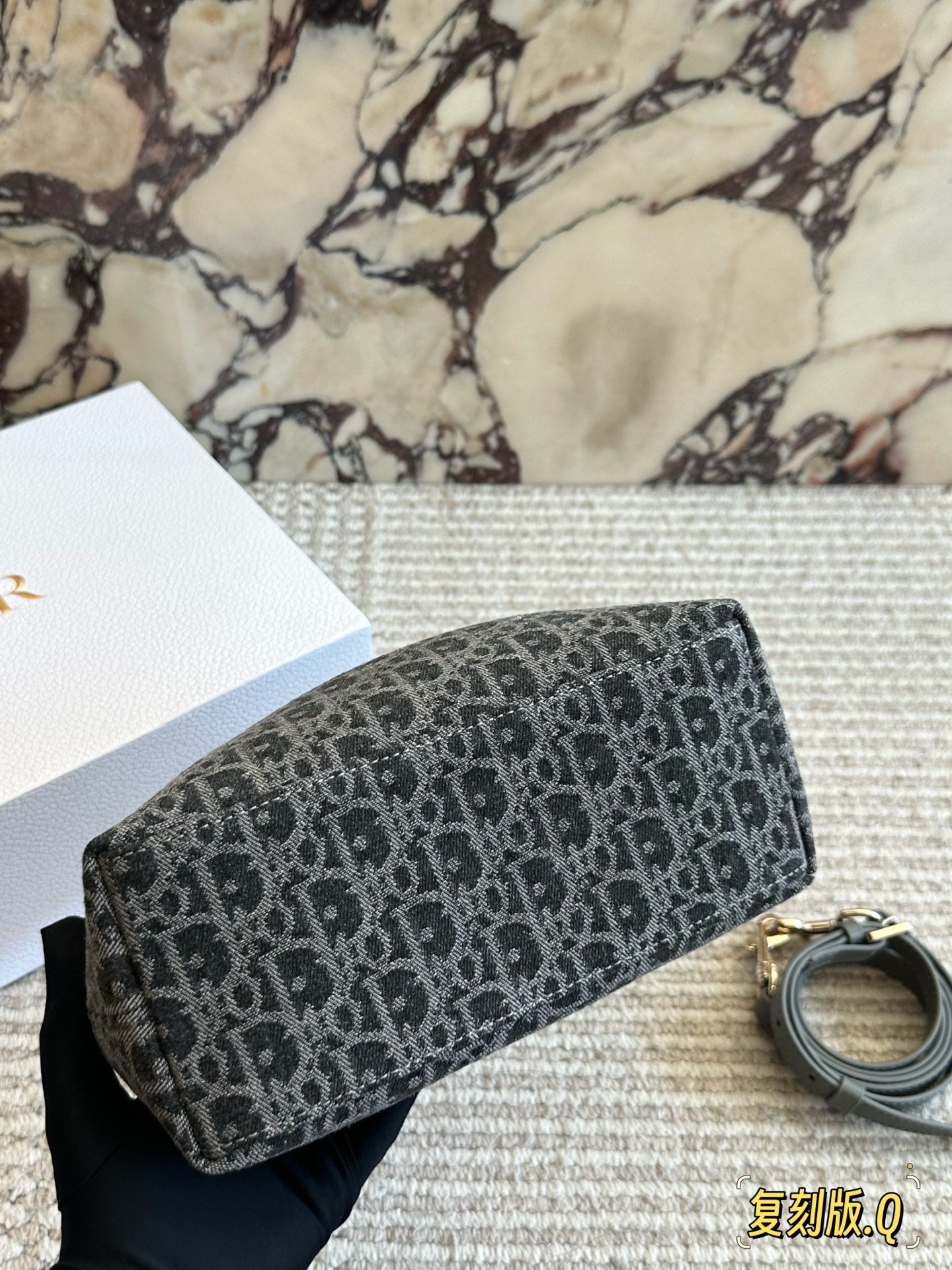 DEM235 New Arrive Hot Sale Black design  Fashion Bag It Come with Box