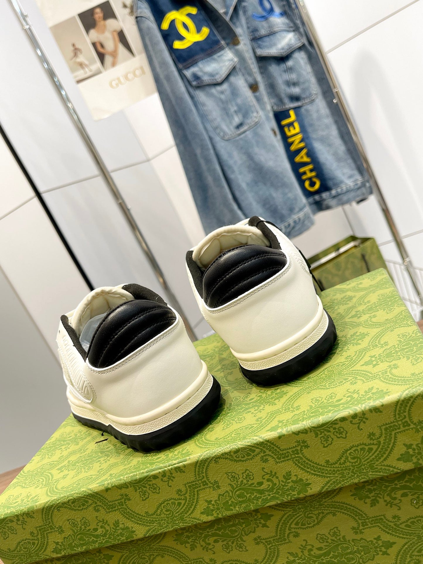 GEM115 Designer Casual shoes for Men flat sneakers lows skateboard shoe Triple black blue Active Laser fashion mens womens outdoor trainer