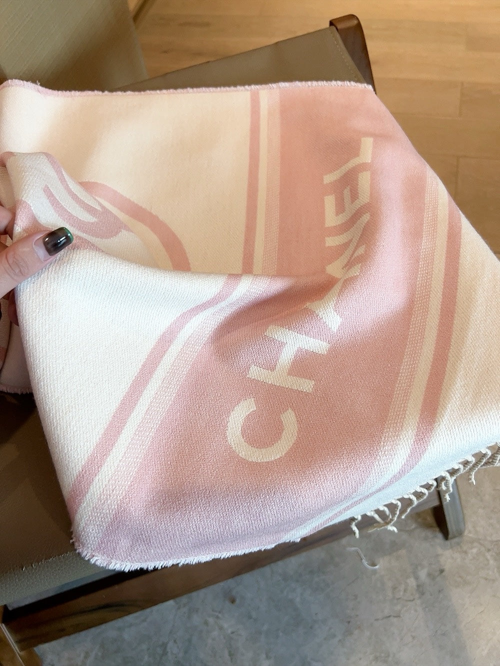 CEM175 Designer scarf For Women Men Good quality Cashmere scarf Fashion mans and woman Four Seasons Cape scarfs Classic designer scaves 180*40CM