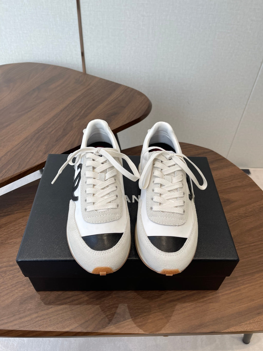 CEM258 New arrive fashion black and white color shose for woman beautiful gift to choose 3CM hight