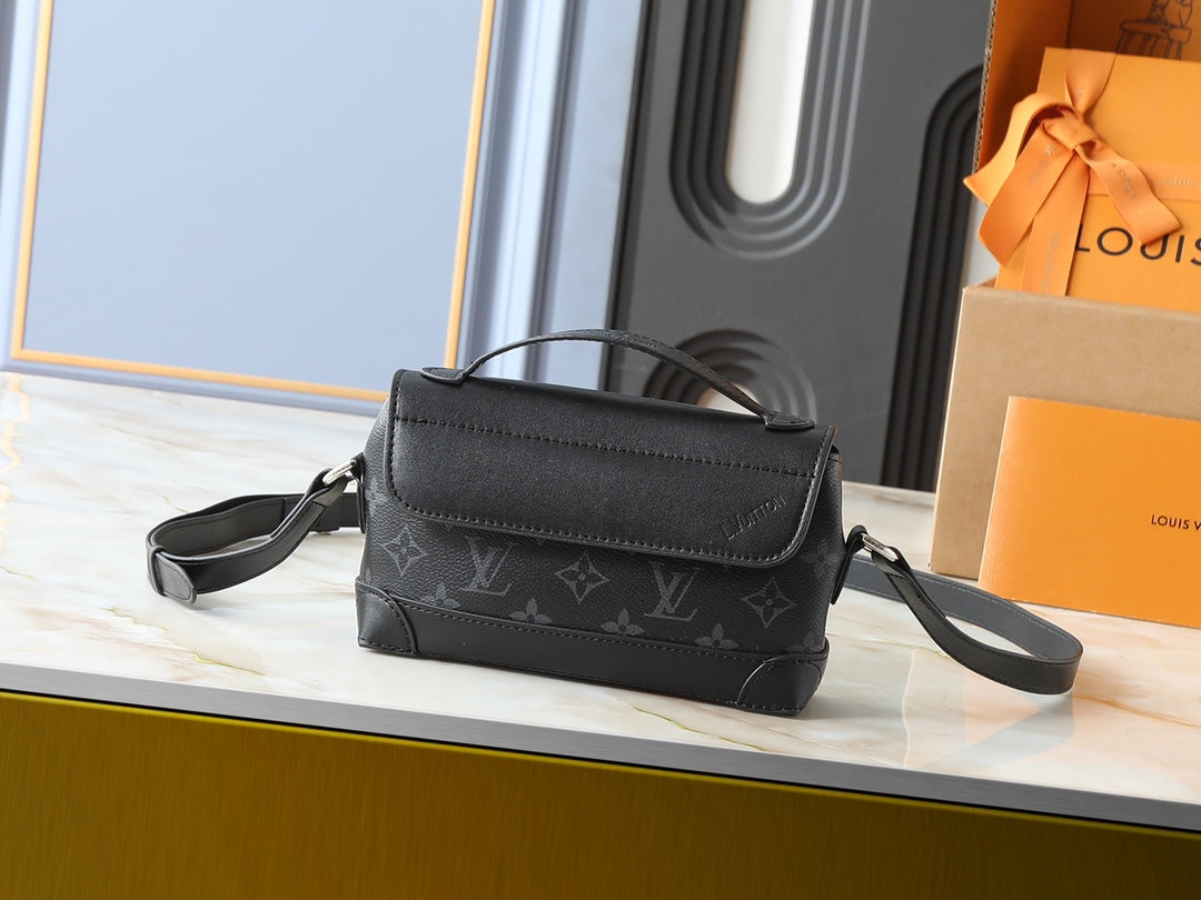 LEM301 Designer bag tote bag womens shoulder bag crossbody bag luxury handbag chain bag fashionable and casual club shoulder bag wallet