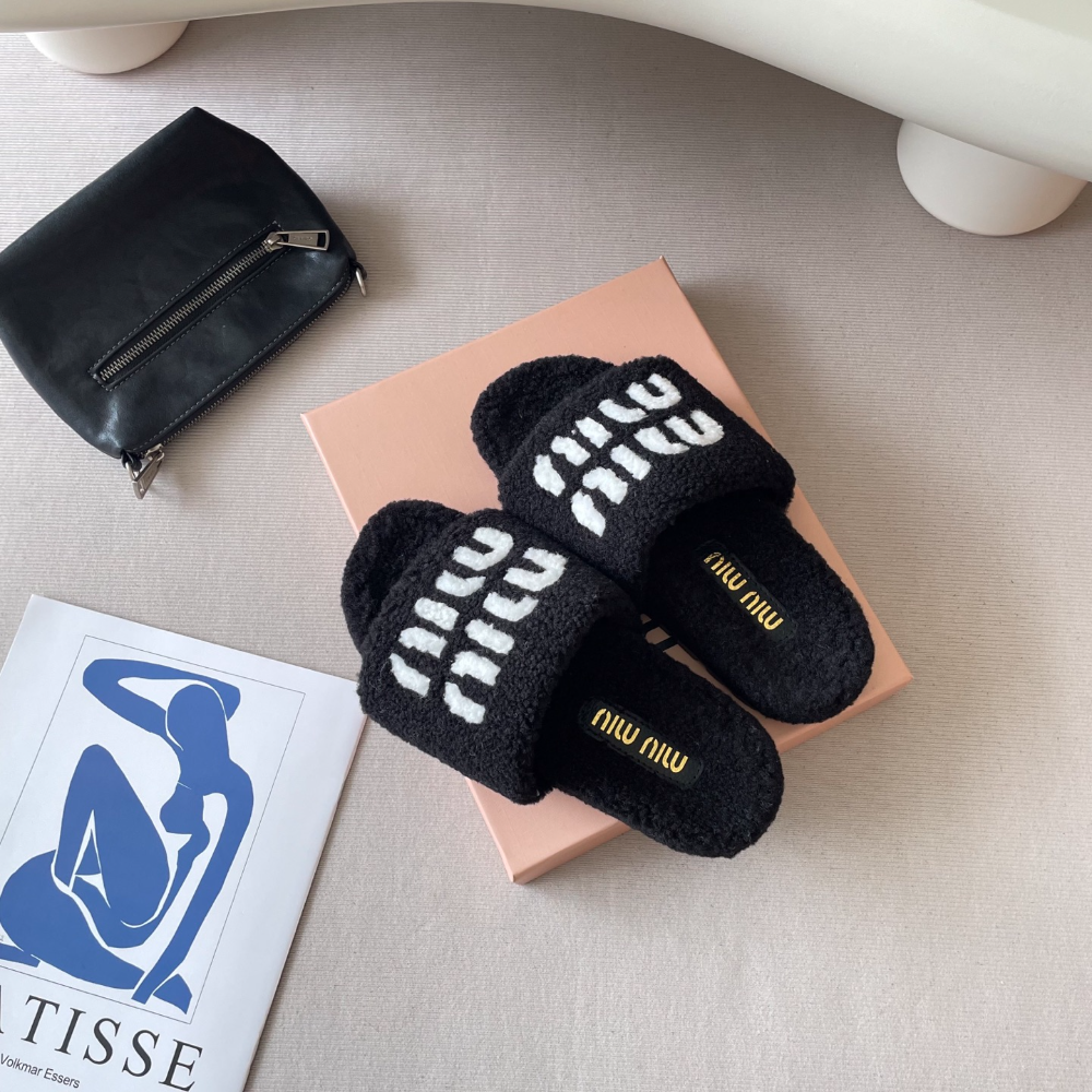 MIU06 Designer women Slippers black white bown peach red color sandals shoes for women high quality size 35 to 43