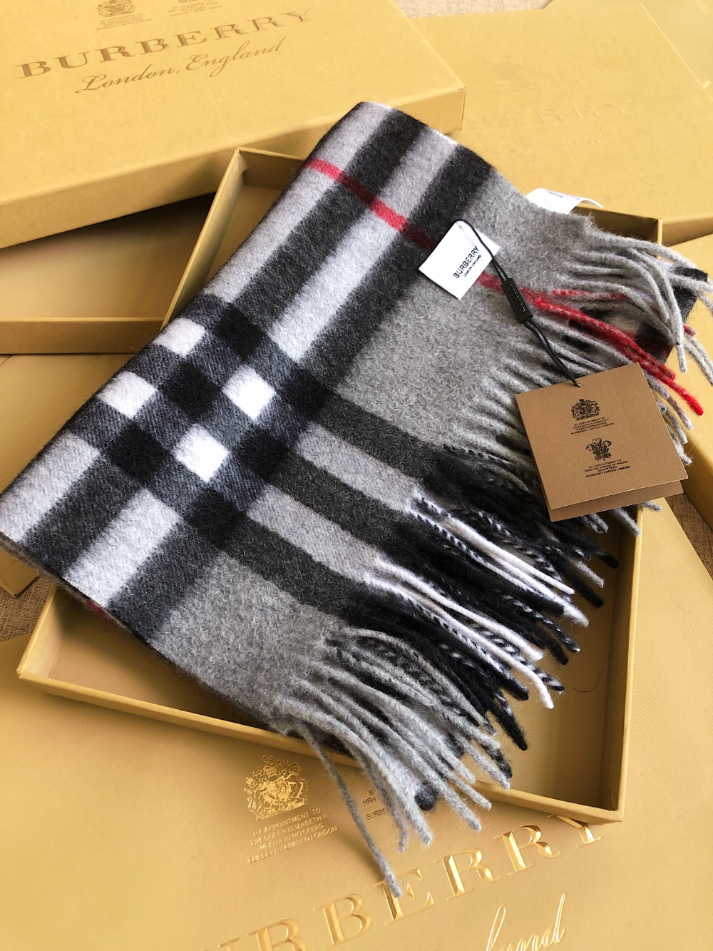 BUEM54 new arrive  Hot sale grey color fashion beautiful  scarf  for woman gift  to choose 130*180