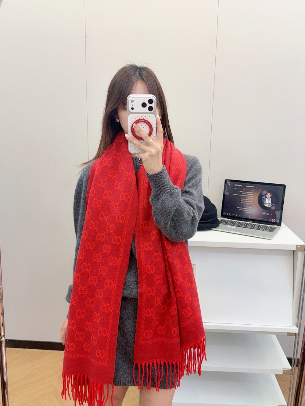 GEM194 new arrive  Hot sale  brown dark gray red khaki color fashion beautiful  scarf  for woman gift  to choose size 180*60cm