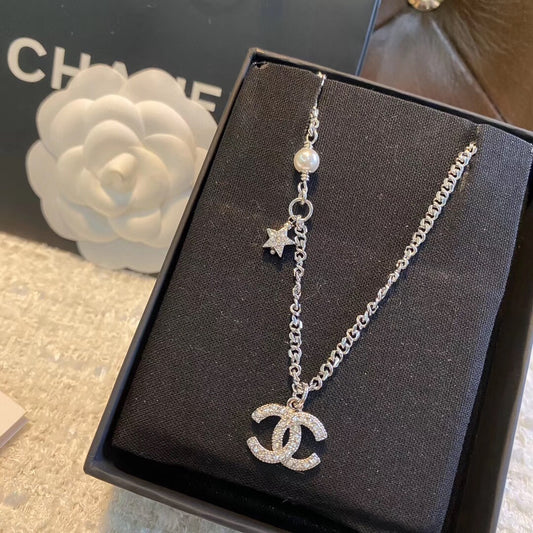 CEM226 New Arrive Fashion  Hot Sale  with Diamond Pearl Necklace for Woman Jewelry To Choose Gift