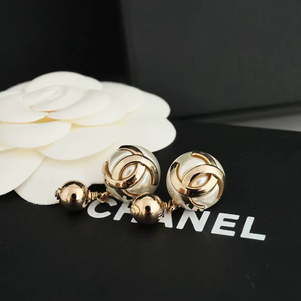 CEM473 New arrive fashion gold color white earring  for woman jewelry beautiful jewelry no with box