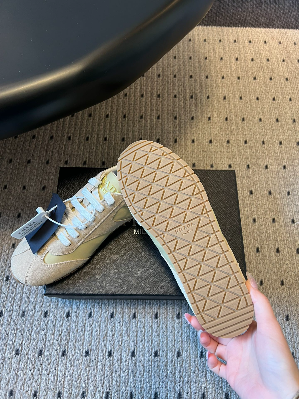PEM06  New multi-color selection of casual shoes Lightweight and versatile suitable for both work and sports High-quality
