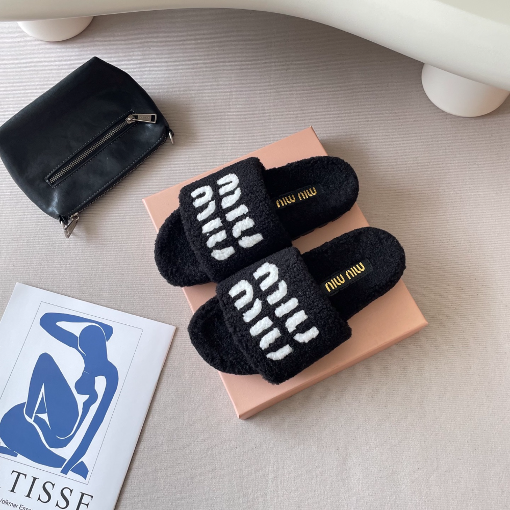 MIU06 Designer women Slippers black white bown peach red color sandals shoes for women high quality size 35 to 43