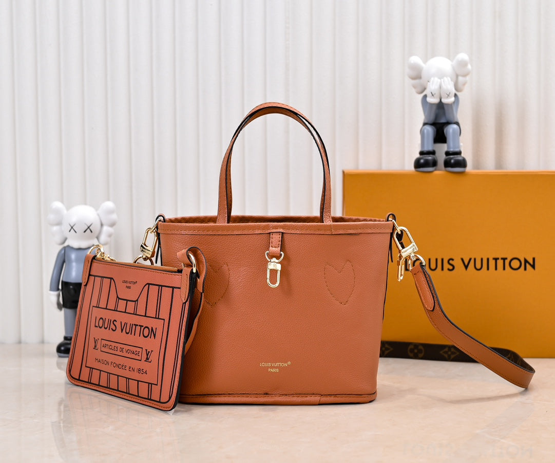 LEM368 New arrive fashion Travel design bag for woman beautiful gift to choose gift 24x14x9cm