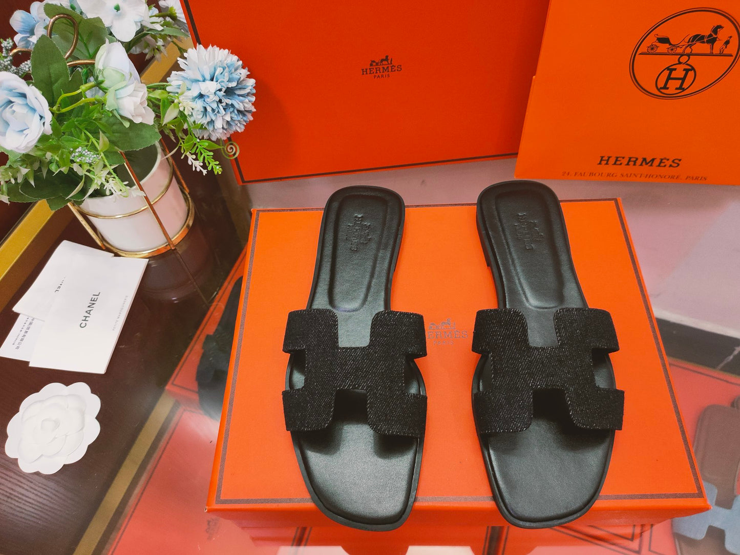 HEM107 New arrive fashion blue and black color H shose for woman beautiful Slippers gift to choose