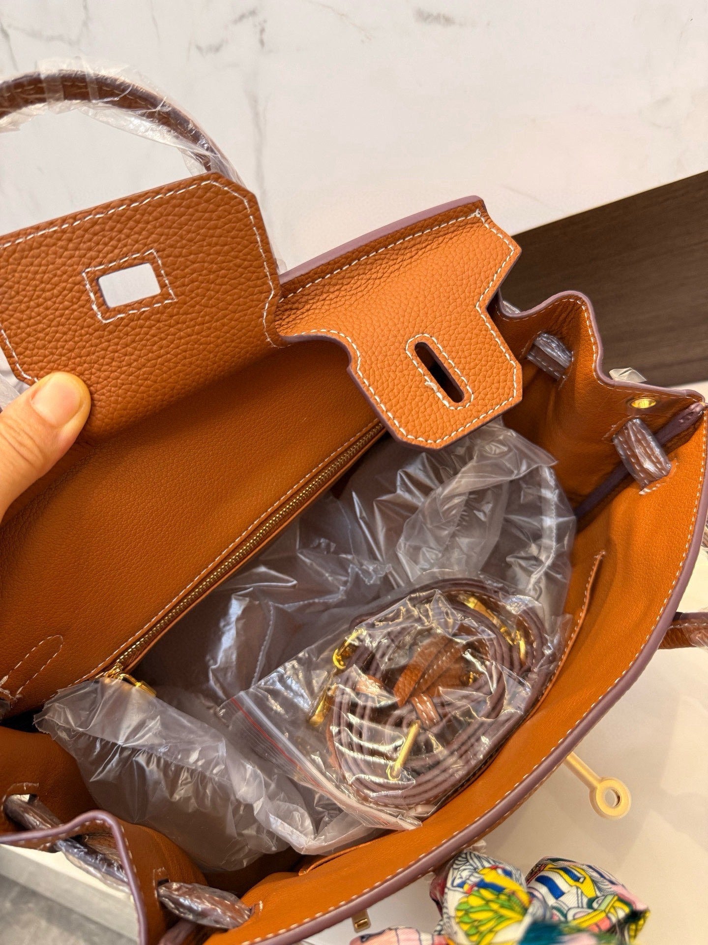 HEM110 New arrive fashion black red bag for woman hands bag beautiful gift to choose gift