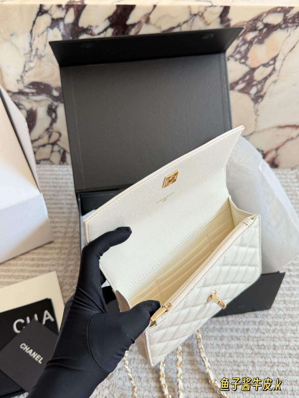 CEM392 New arrive fashion black white color bag for woman beautiful gift to choose size 18*13cm