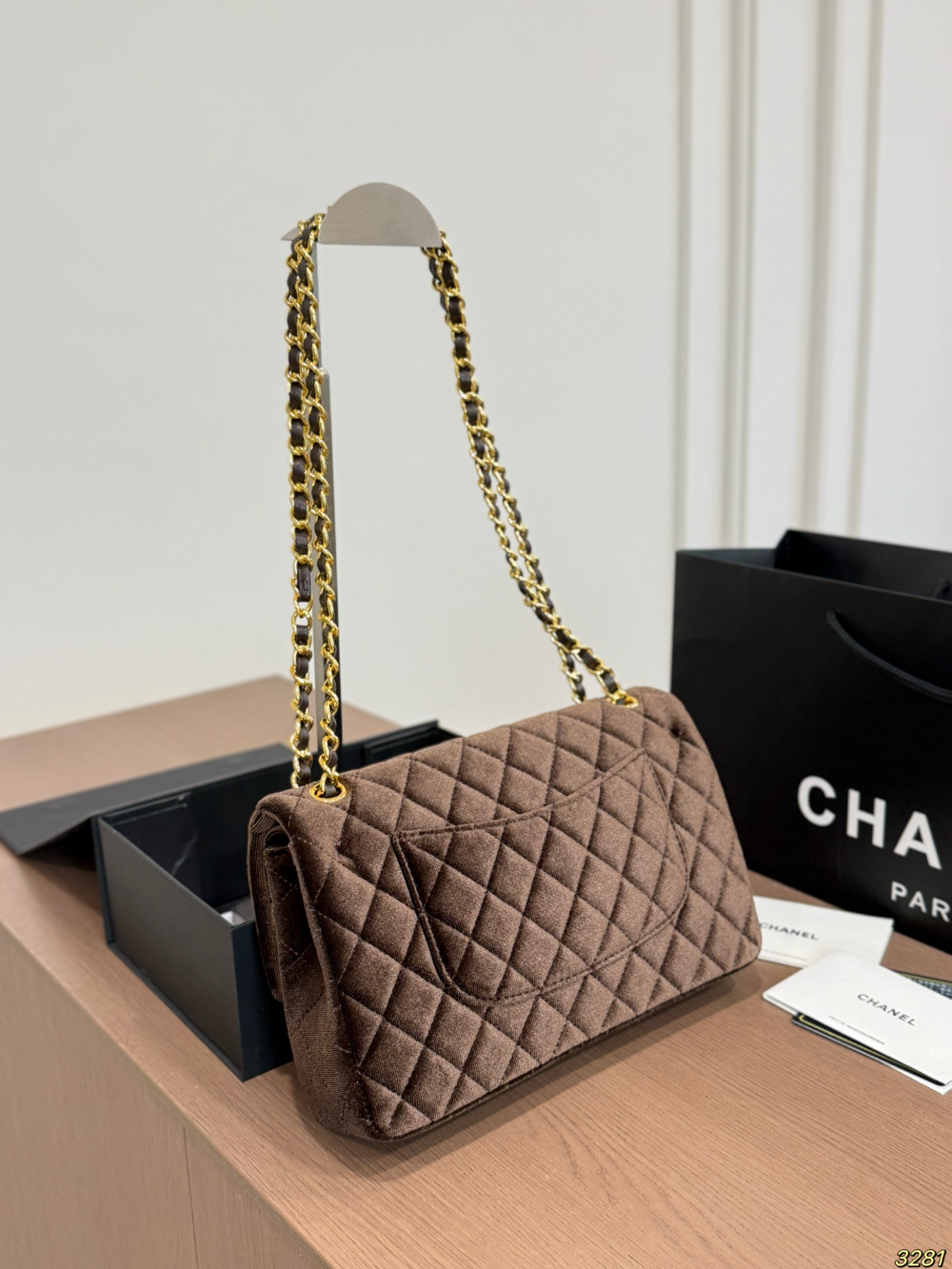 CEM356 New arrive fashion red black  brown blue purple  color bag for woman beautiful gift to choose 25*15cm