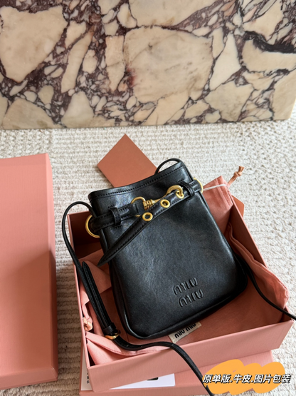 MIU03 New arrive fashion black brown color bag for woman beautiful gift to choose gift size to choose 18*17cm