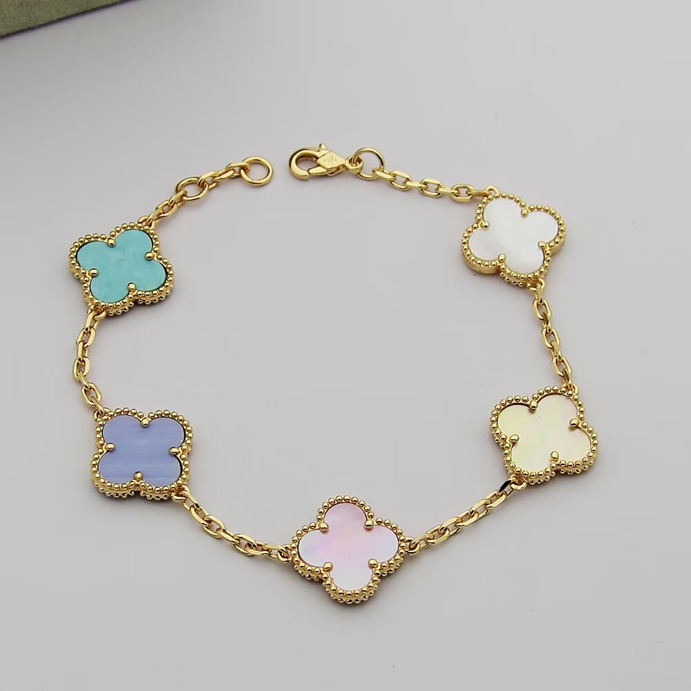 VEM35 New trendy four-leaf clover bracelet - exquisite sophisticated exclusive flattering versatile accessory