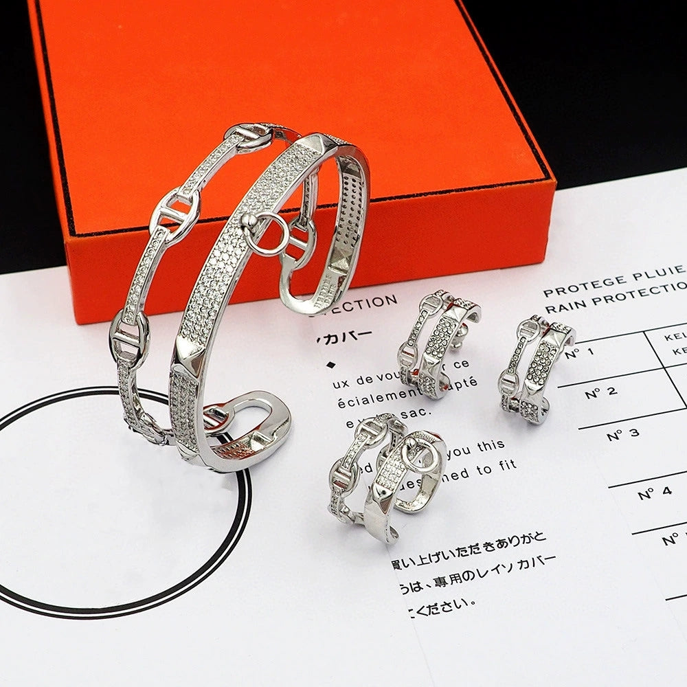 HEM70 Designer bracelets classic simple fashion love family H letter titanium steel cuff bracelet unisex luxury bracelet