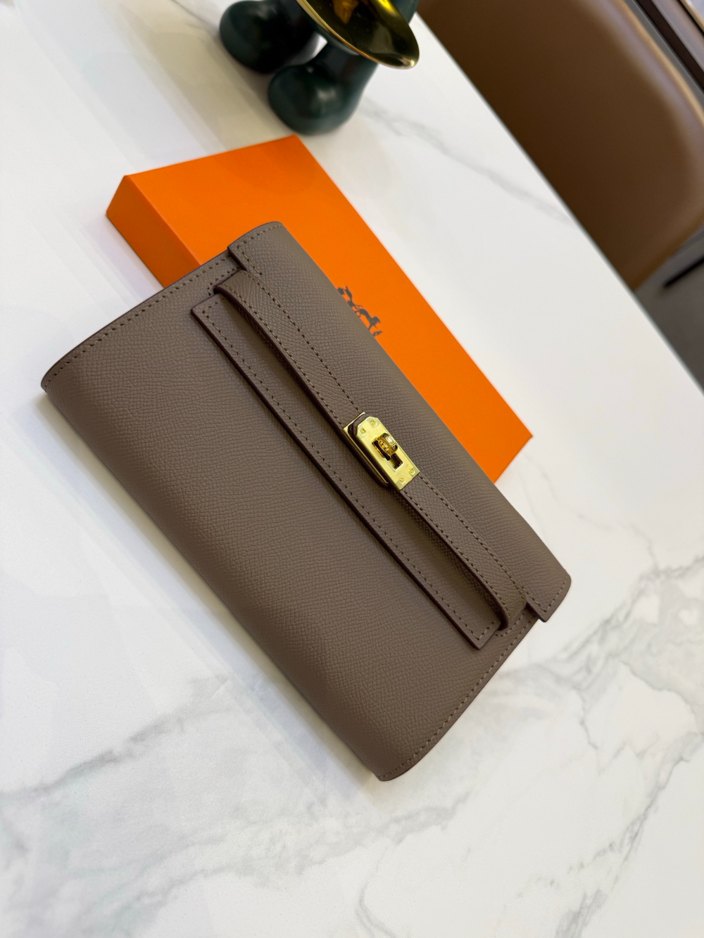 HEM149 New arrive fashion  black brown khaki blue white orange pink light blue  bag for woman hands bag beautiful gift to choose gift  21*14cm