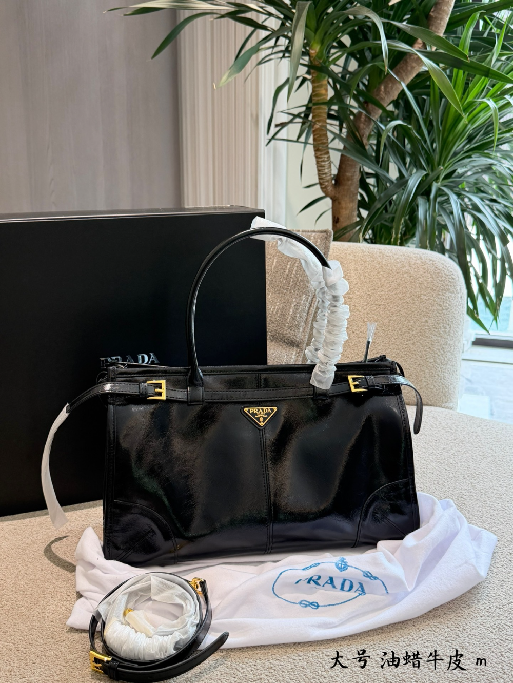 PEM601 New arrive fashion black color  bag for woman beautiful gift to choose gift size to choose 2 size