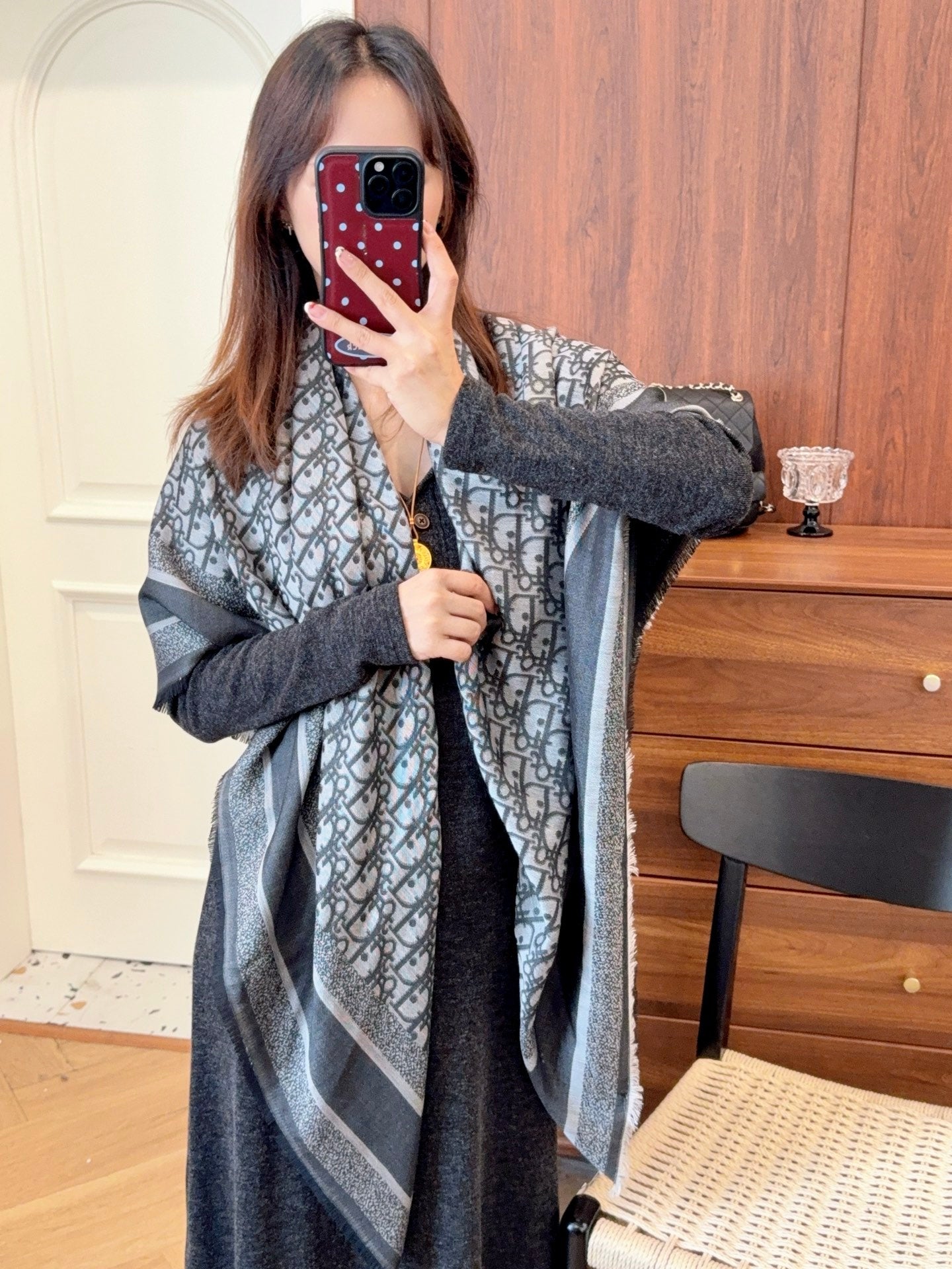 DEM234 Classic Luxury Designer scarf  cashmere fringe Designer scarf Scarf shawl blanket Winter for women and men 140*140cm