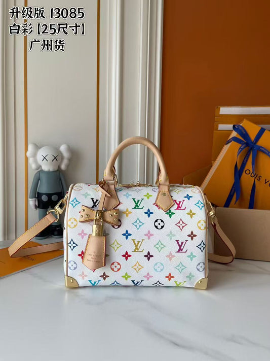 LEM57 new arrive  Hot sale color fashion beautiful  bag for woman gift  to choose