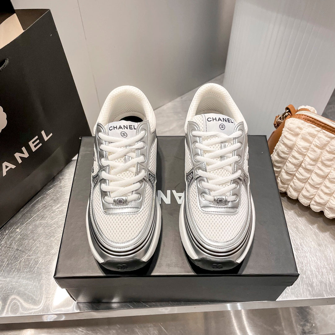 CEM230 New arrive fashion gold and white shose for woman men beautiful gift to choose gift