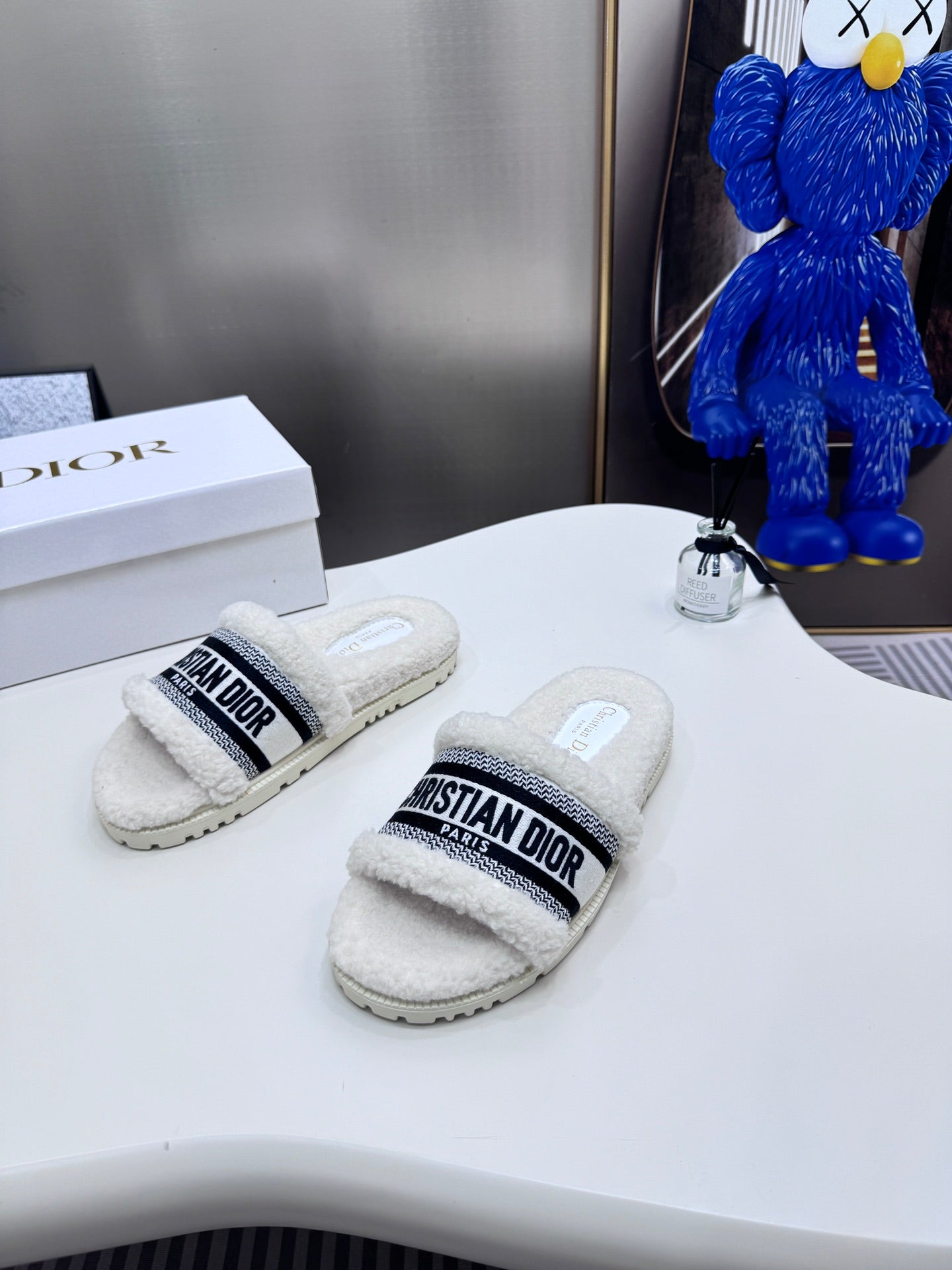 DEM195classic fashion shose for woman lover shose color  beautiful gift to choose