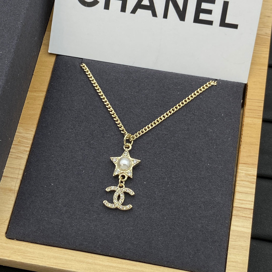 DEM294 New Arrive Fashion  Hot Sale  with Diamond Pearl Necklace for Woman Jewelry To Choose Gift